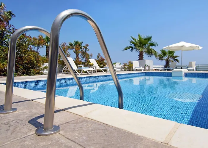 Aphrodisia - Seafront Villa *