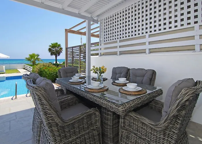 Villa Aphrodisia - Seafront *