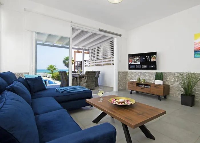 Villa Aphrodisia - Seafront Ayia Napa