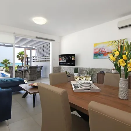 Aphrodisia - Seafront