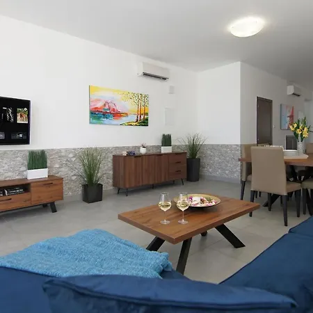 Aphrodisia - Seafront