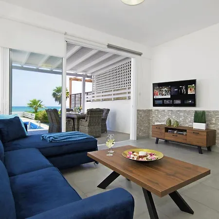 Villa Aphrodisia - Seafront Ayia Napa