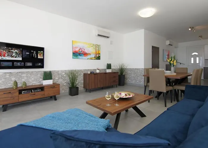 Aphrodisia - Seafront